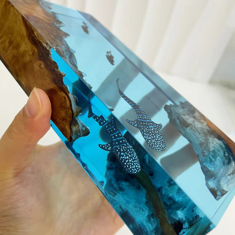 Abyssal Glow: Whale Shark Resin Lamp